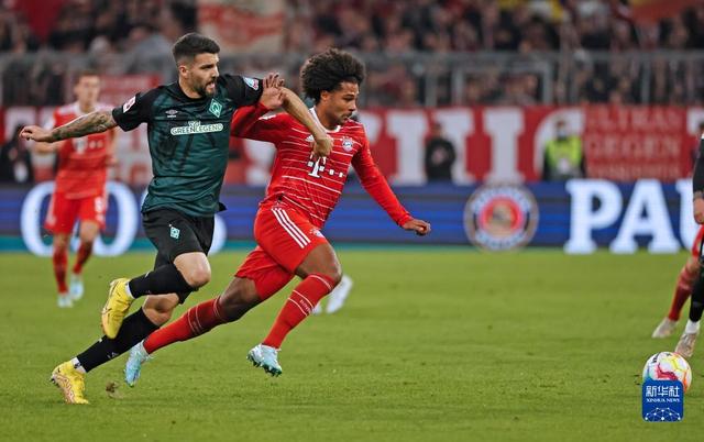 河南球迷心态反思，俱乐部称大热必死引警示（河南球迷自省：俱乐部“热门必倒”论敲响警钟）