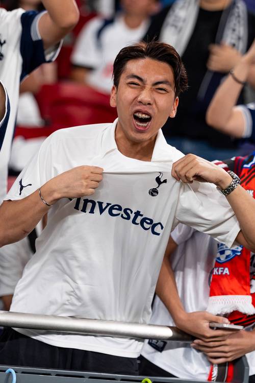 2025中超大结局：海港夺冠，亚泰、梅州降级，法比奥金靴（2025中超收官：海港封王，亚泰与梅州降级，法比奥荣膺金靴）